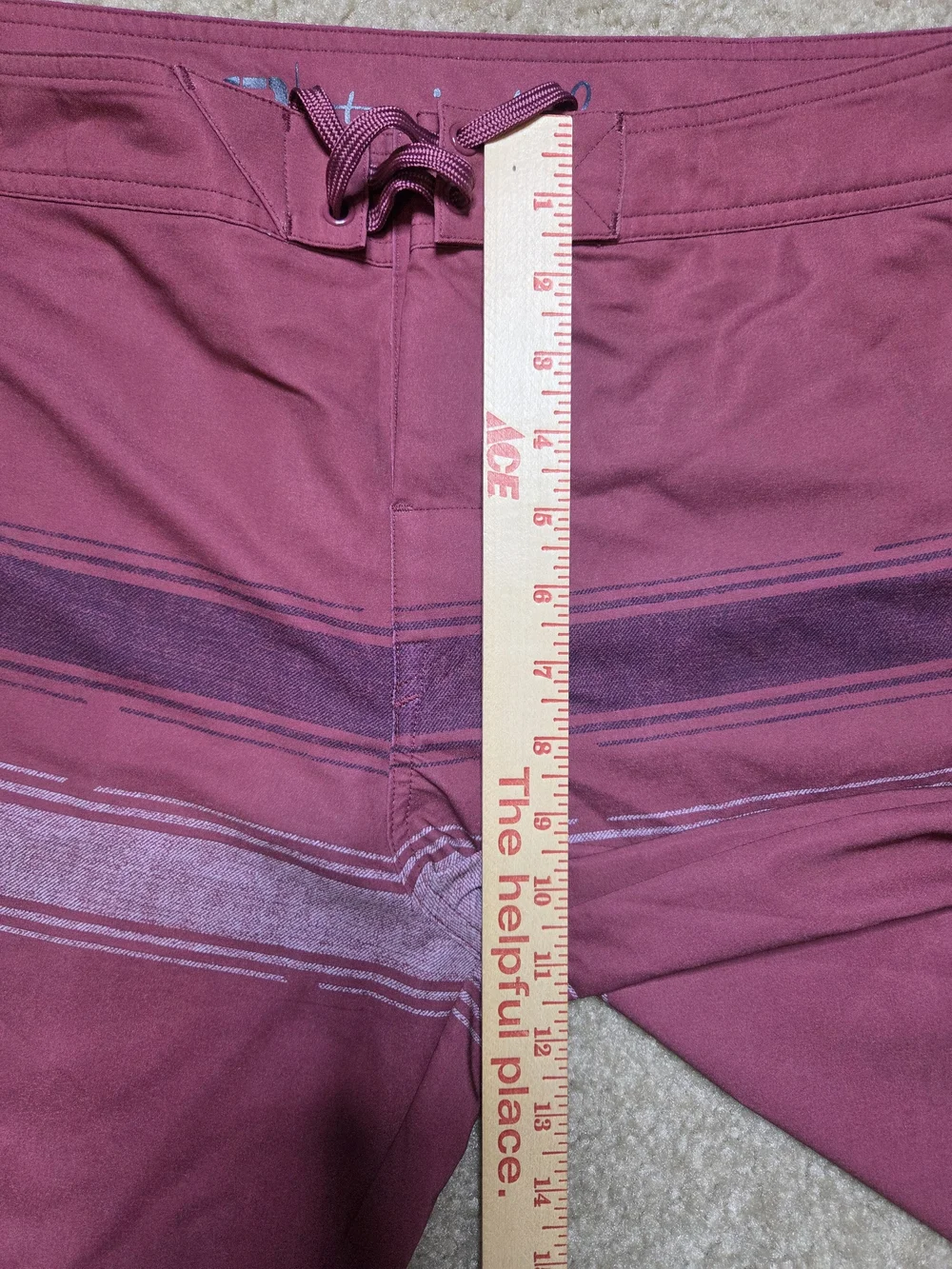Travis Mathew Confetti King Burgundy Striped Board Shorts Size 36 Vacation Beach